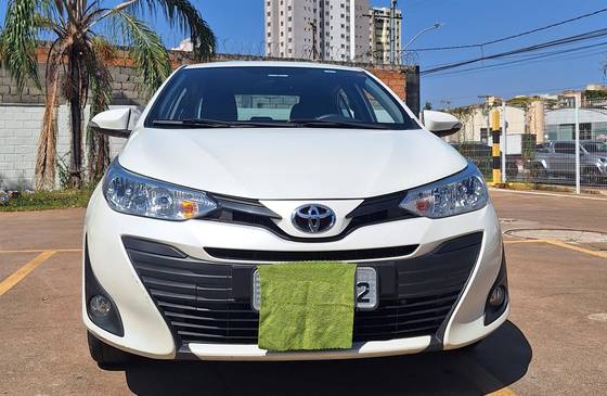 TOYOTA YARIS 1.5 16V FLEX SEDAN XL MULTIDRIVE